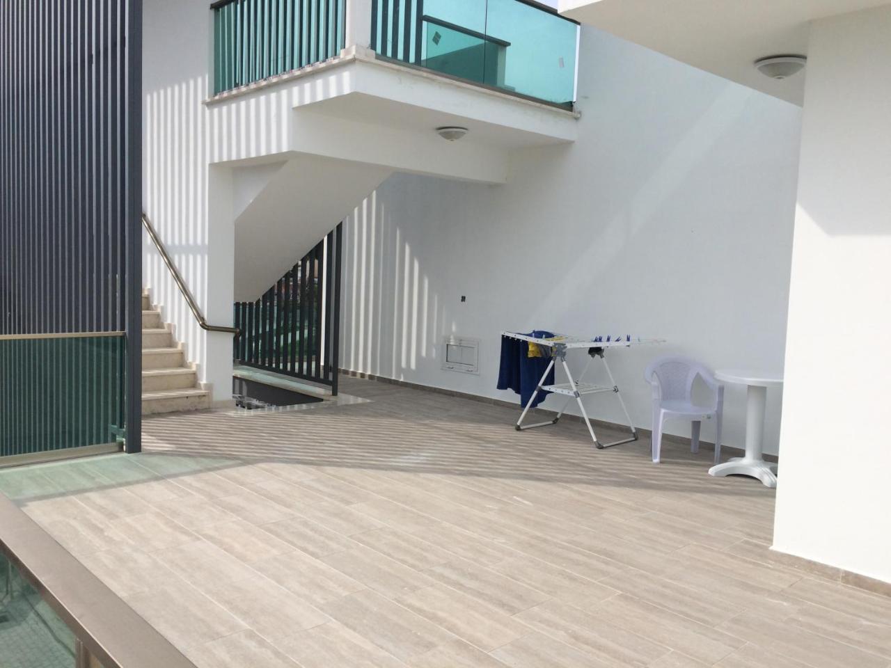Prestige Studios 키레니아 외부 사진